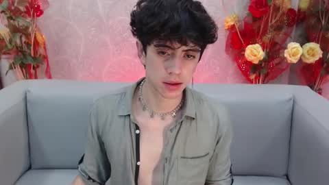 Snapshot of star_boyx chatting on 09-18-25, 09:17 star_boyx online show from 09-18-25, 09:17