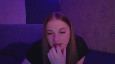 star_girlish online show from 12-16-25, 11:10