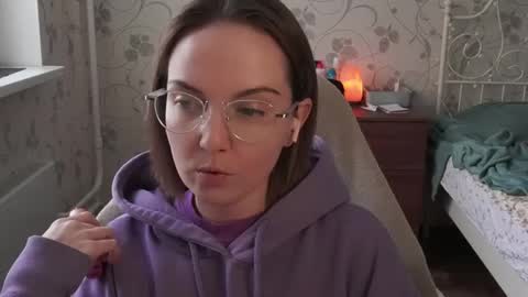 Snapshot of star_shopping chatting on 02-04-25, 08:46 Alice online show from 02-04-25, 08:46