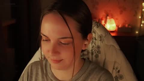 Snapshot of star_shopping chatting on 03-05-25, 04:02 Alice online show from 03-05-25, 04:02