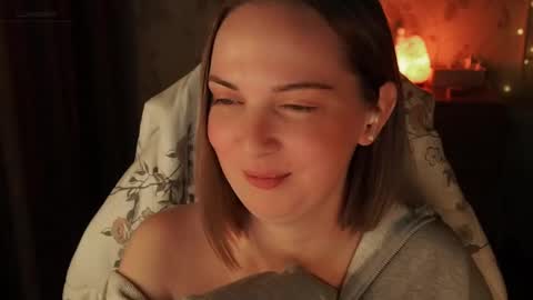 Snapshot of star_shopping chatting on 03-12-25, 03:18 Alice online show from 03-12-25, 03:18