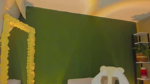 Snapshot of star_sub1 chatting on 10-22-25, 07:35 star_sub1 online show from 10-22-25, 07:35