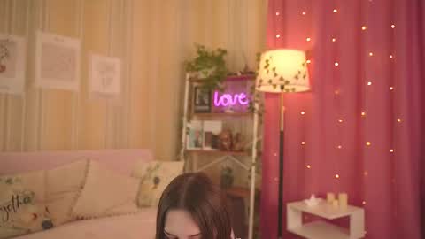 Snapshot of starfromsky chatting on 02-27-26, 12:05 Chloe online show from 02-27-26, 12:05