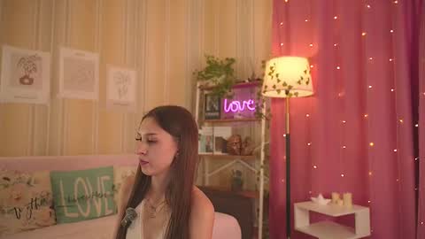 Snapshot of starfromsky chatting on 03-02-26, 11:17 Chloe online show from 03-02-26, 11:17