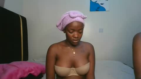 lia online show from 02-25-26, 11:20