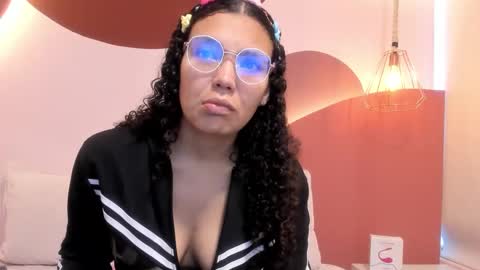 Snapshot of starkjoness chatting on 09-11-25, 12:49 Stark Jones online show from 09-11-25, 12:49