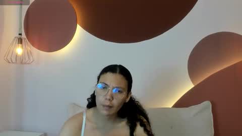Snapshot of starkjoness chatting on 09-12-25, 12:38 Stark Jones online show from 09-12-25, 12:38