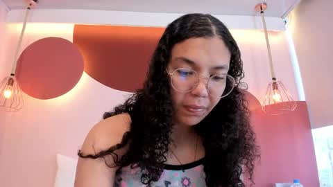 Snapshot of starkjoness chatting on 09-26-25, 01:15 Stark Jones online show from 09-26-25, 01:15