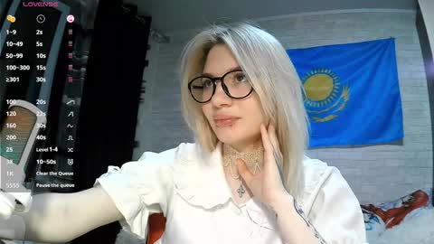 Katie online show from 09-24-25, 02:42