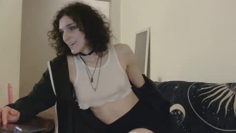 Snapshot of starry_soul chatting on 02-04-26, 11:31 Evan online show from 02-04-26, 11:31