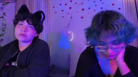 Snapshot of stars4spider_ chatting on 03-10-25, 08:15      online show from 03-10-25, 08:15