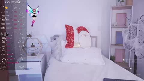 Snapshot of starwitch_ chatting on 11-19-25, 06:52 Yoko online show from 11-19-25, 06:52