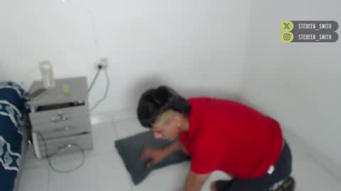 Snapshot of stebeen_smith chatting on 12-18-24, 02:53 stebeen smith online show from 12-18-24, 02:53