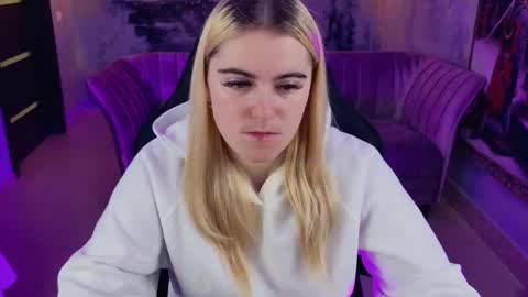 stef_nicks online show from 10-12-25, 05:39