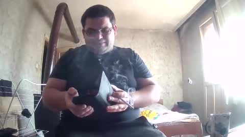 Snapshot of stefan90pt chatting on 10-30-25, 11:22 Stefan online show from 10-30-25, 11:22