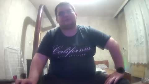 Snapshot of stefan90pt chatting on 12-01-25, 11:32 Stefan online show from 12-01-25, 11:32