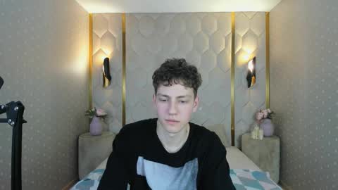 Snapshot of stefanbev chatting on 02-06-26, 08:23 Esrefan online show from 02-06-26, 08:23