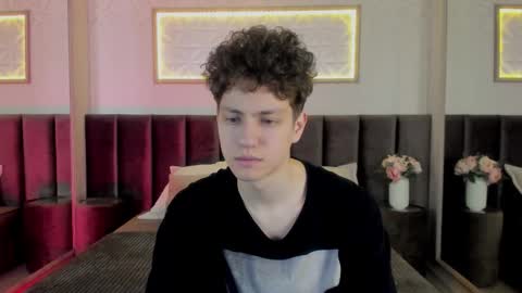 Snapshot of stefanbev chatting on 03-01-26, 08:00 Esrefan online show from 03-01-26, 08:00