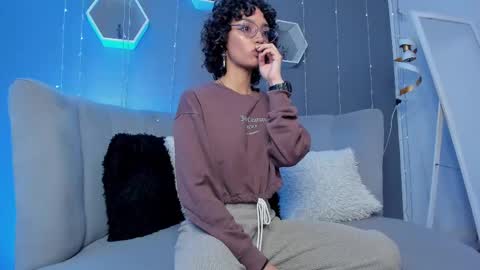 Snapshot of stefania_paz chatting on 03-09-25, 03:32 Stefania online show from 03-09-25, 03:32