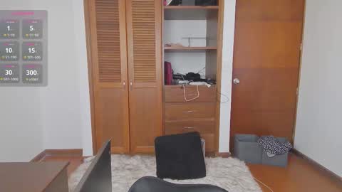 Stafania 3 online show from 11-08-25, 01:55