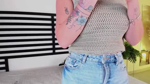 Stefanny   online show from 12-13-24, 04:05