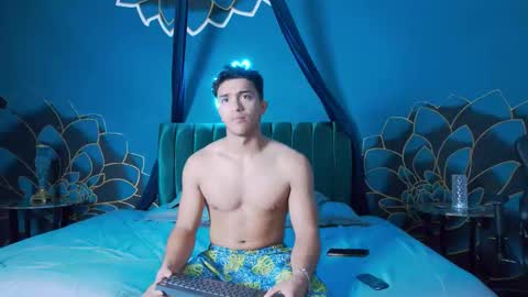 Snapshot of stefano_calle chatting on 11-06-25, 12:28 Stefano online show from 11-06-25, 12:28