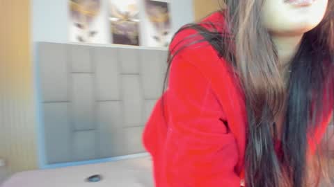 Snapshot of stefany_gonzales_ chatting on 10-12-25, 12:48 Stefany online show from 10-12-25, 12:48