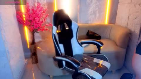 Online 800 to 1400 online show from 03-11-26, 08:59