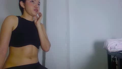 stefany online show from 10-18-25, 06:16