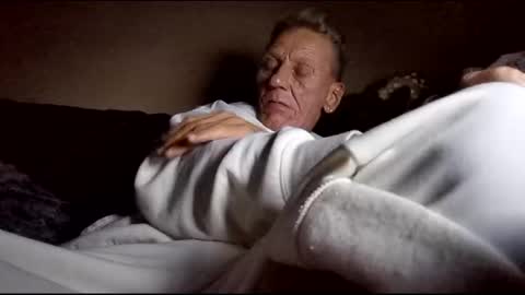 stefy1037 online show from 12-25-24, 07:57