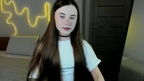 stella_sunny online show from 12-17-25, 10:38