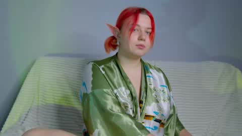 Anna online show from 12-17-25, 01:22