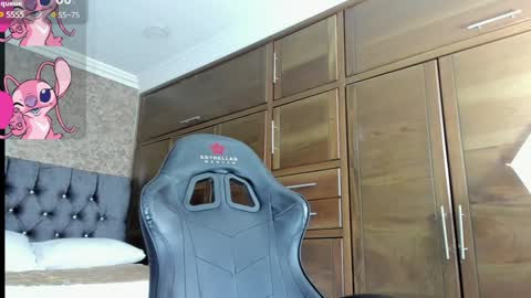 Estella online show from 12-12-24, 11:03