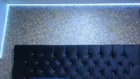 Estella online show from 11-28-25, 02:36