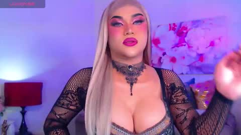 CALL ME STELLA online show from 10-20-25, 12:44