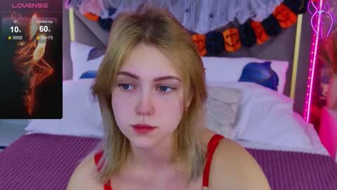 Snapshot of stellahaart chatting on 11-06-25, 05:08 Stella 3 online show from 11-06-25, 05:08