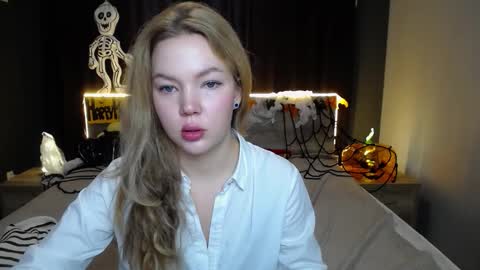 stellalights online show from 10-31-25, 07:09