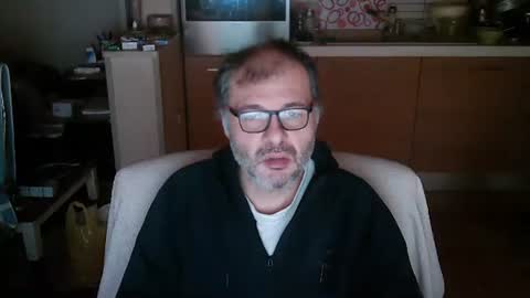 Snapshot of stellar_mesh3d chatting on 01-10-25, 10:06 Mesh3D online show from 01-10-25, 10:06