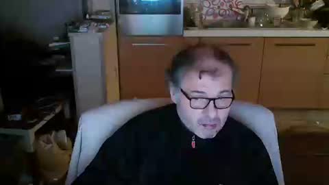 Snapshot of stellar_mesh3d chatting on 02-22-25, 02:06 Mesh3D online show from 02-22-25, 02:06