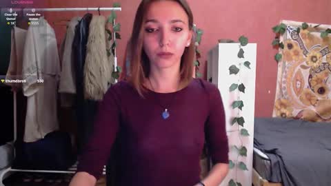 Snapshot of steph_fossst chatting on 10-19-25, 06:52 Stephanie 3 online show from 10-19-25, 06:52