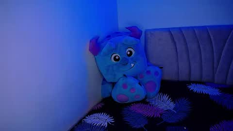 Emma online show from 02-09-25, 02:17