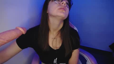 Emma online show from 02-20-25, 06:06