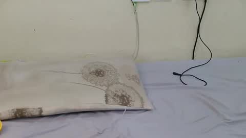 Lynne online show from 11-07-25, 04:56