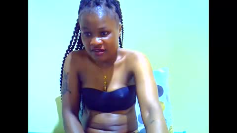 Snapshot of stephanieeh chatting on 04-16-26, 06:36 stephanieeh online show from 04-16-26, 06:36