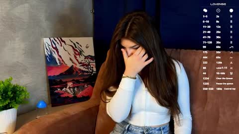 Snapshot of stephanieemiller chatting on 10-18-25, 01:52 Steph online show from 10-18-25, 01:52