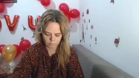 Snapshot of stephaniewild chatting on 02-17-26, 11:18 Stephanie online show from 02-17-26, 11:18