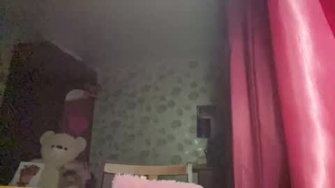 Snapshot of stephaniflicek chatting on 02-20-26, 03:01 Stephani online show from 02-20-26, 03:01