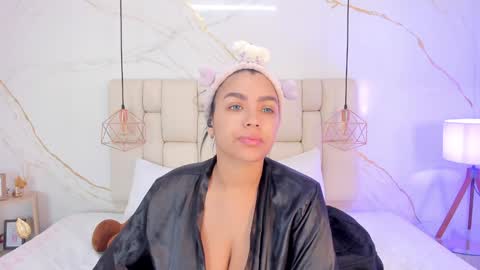 Stefanny online show from 12-10-24, 10:37