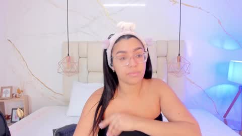 Stefanny online show from 12-16-24, 10:34
