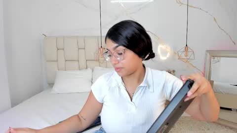 Stefanny online show from 02-10-25, 09:58
